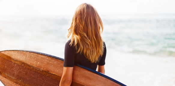 10 tips for healthy and shiny hair in summer